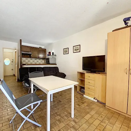 Studio - - Haut Du Port 6pers *